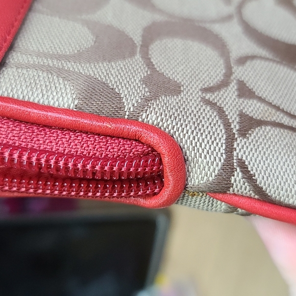 Coach signature tablet sleeve - Picture 5 of 8